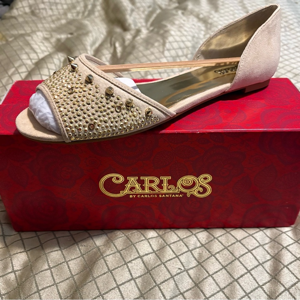 Carlos Santana Women's Gold Studded Flats